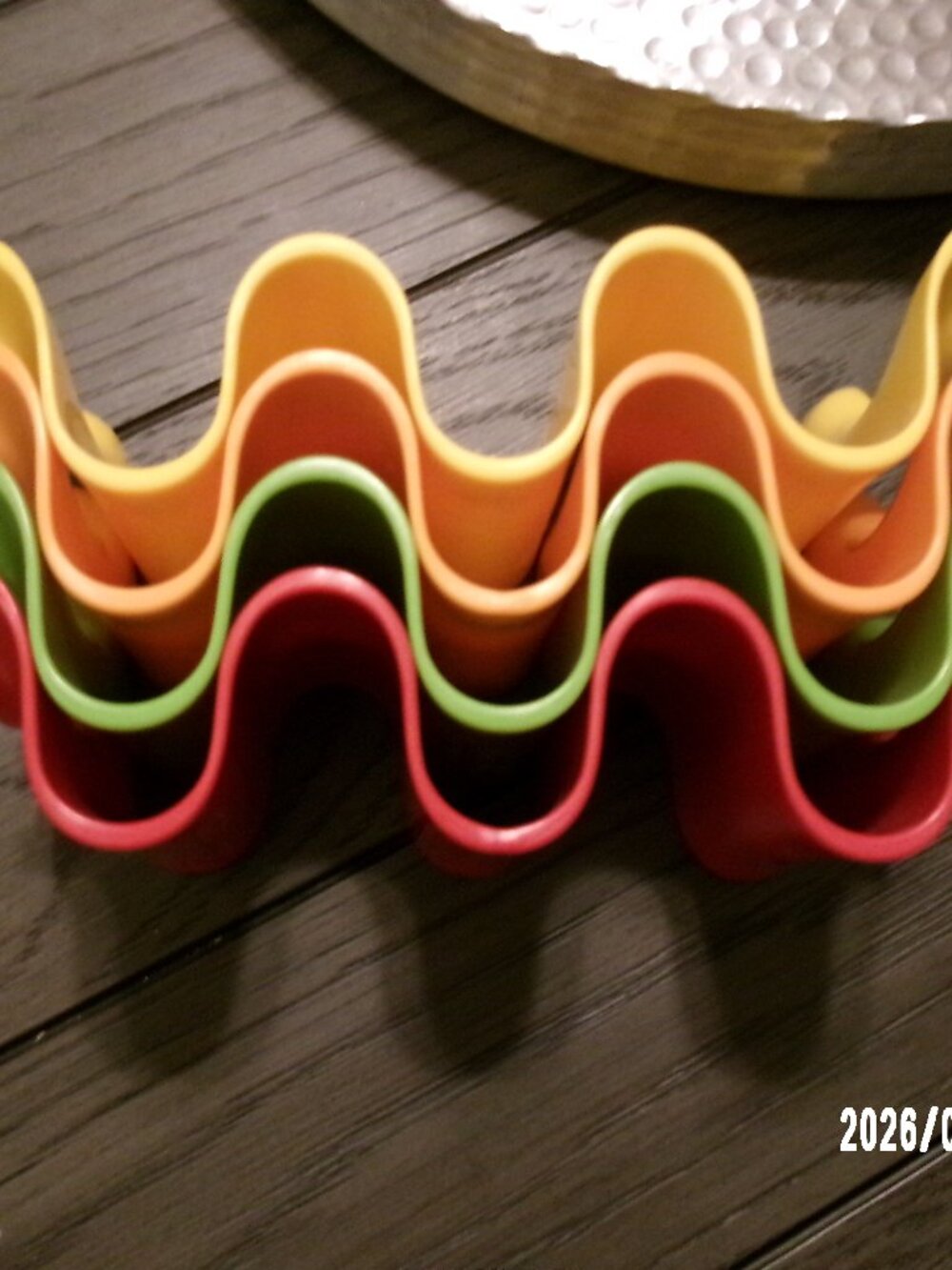 Set of 4 Colorful Plastic Taco Holders | Red Orange Yellow Green